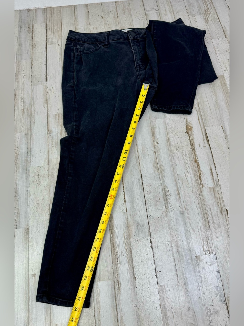 Lane Bryant Womens Jeans 16 (36x28) Black Skinny Leg Mid Rise Denim - Picture 9 of 12